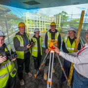 (L-R) Construction students Cora Welsh, Gordon Harkins, Tamara Quinton, Lewis Crowford, Sinead McLaren with Curriculum Learning Manager, Greg Steel using innovative new 3D classroom technology at Borders College, Galashiels. Photo: BT Scotland