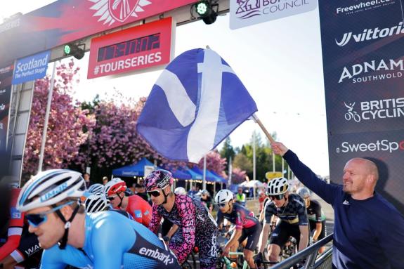 Peeblesshire News: Gregor Townsen gets things underway Peeblesshire News: Gregor Townsen gets things underway